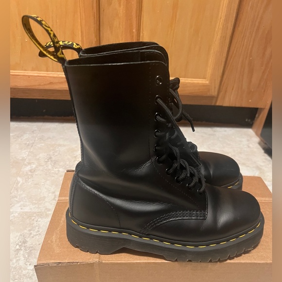 Dr. Martens 1460 BEX 8 Boot | size us 8 - Picture 7 of 15